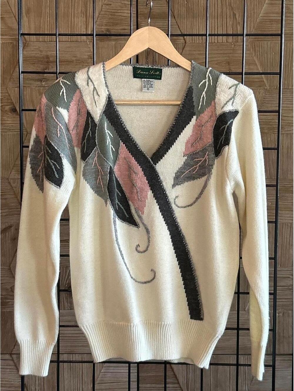 Vintage Dana Scott Grandmacore Floral Embroidered V-Neck Knit Sweater Medium - Picture 3 of 8